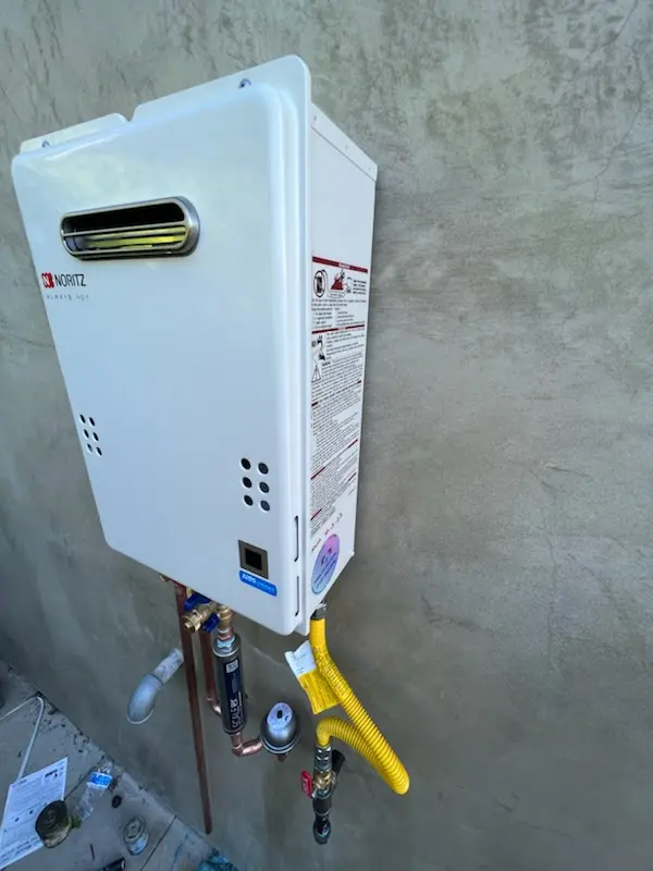 Tankless water heater installation for Salado Junction homes